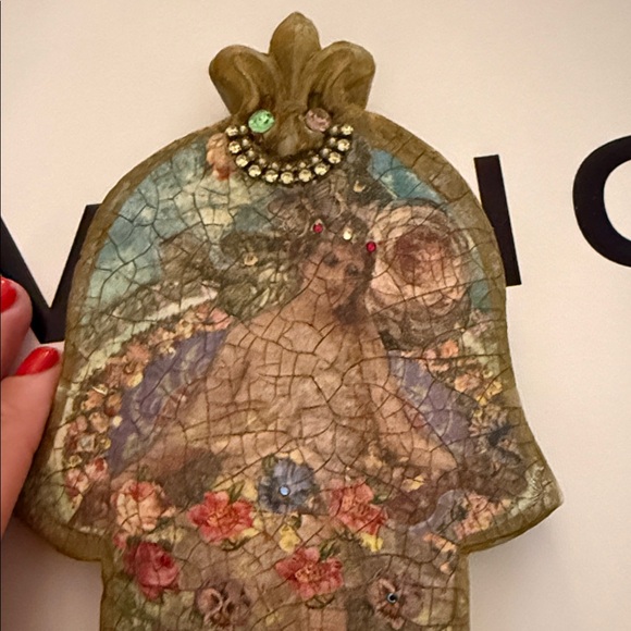 Michal Negrin Hamsa Hand with Angel Floral Design - Picture 7 of 15